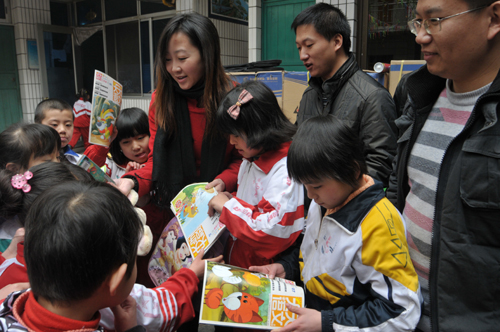 流动人口子女就学_区政协 区教育局领导调研马中流动人口子女就学工作